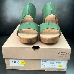 NEW-Kork Ease Darra green apple leather sandals size 10